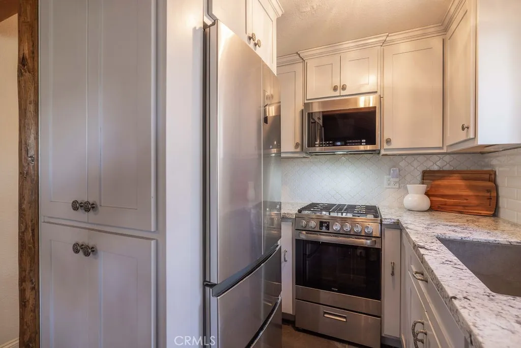 Additional image 37 of 712 Irving Way, Big Bear City, CA 92314