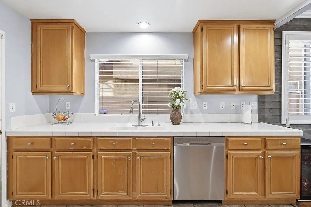 Additional image 7 of 27247 Marisa Drive, Canyon Country, CA 91387