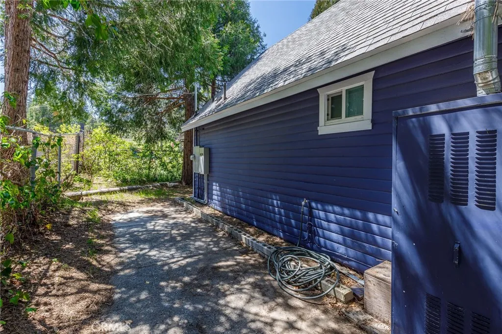 Additional image 84 of 22606 Seeley Drive, Crestline, CA 92325