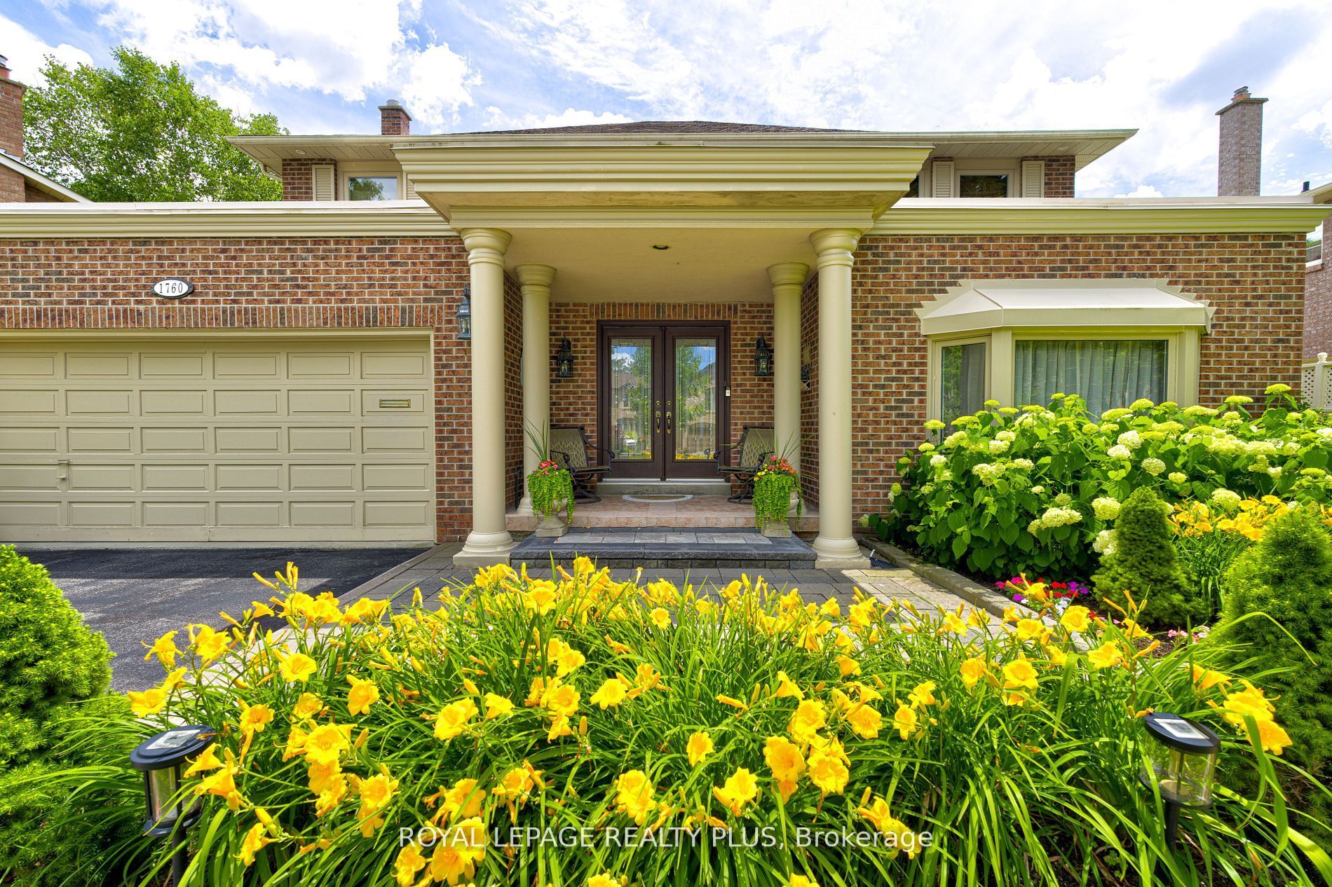Additional image 2 of 1760 Featherston Court, Mississauga, ON, L5L 3E3