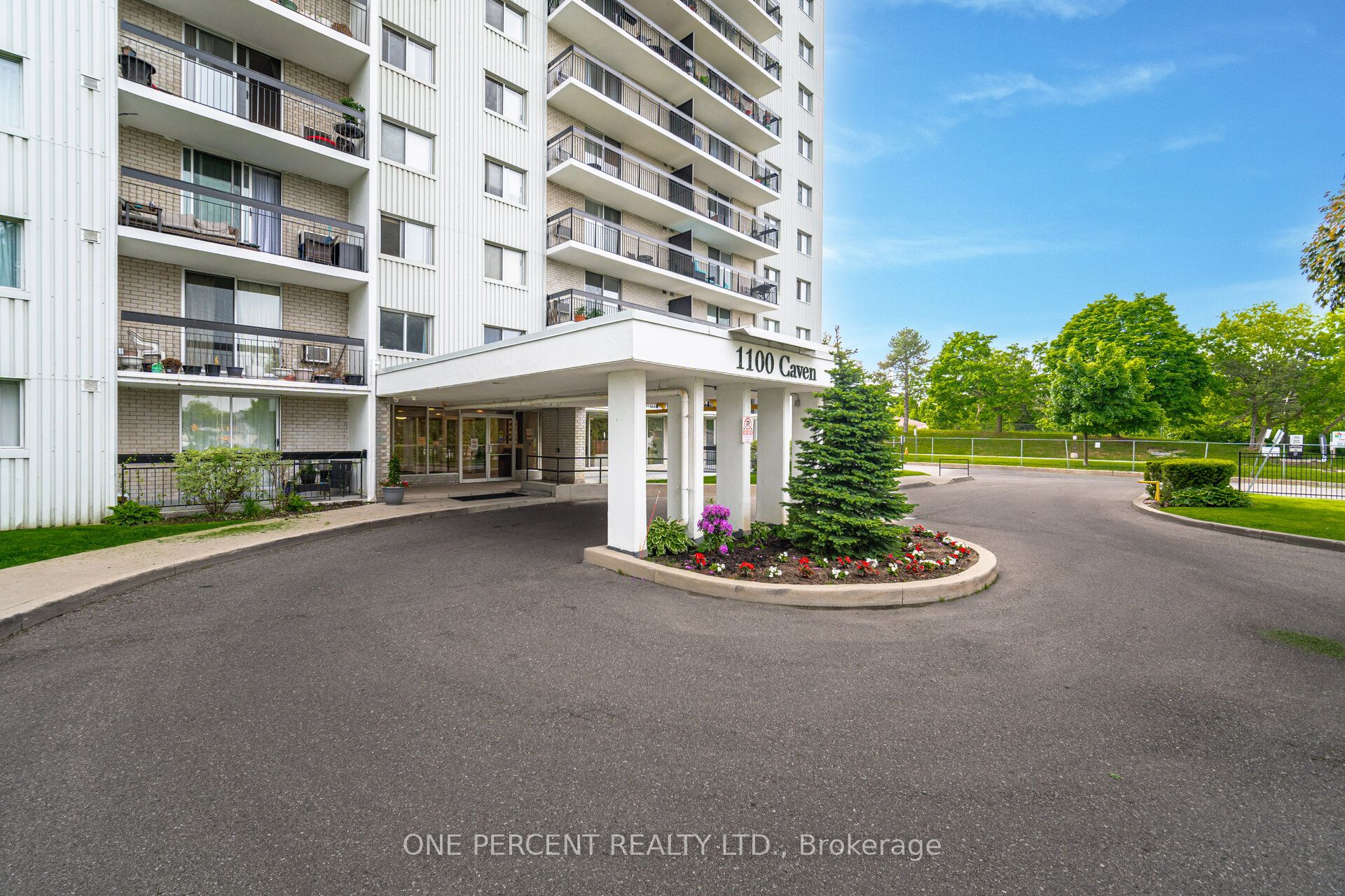 #1110-1100 Caven Street, Mississauga, ON, L5G 4N3