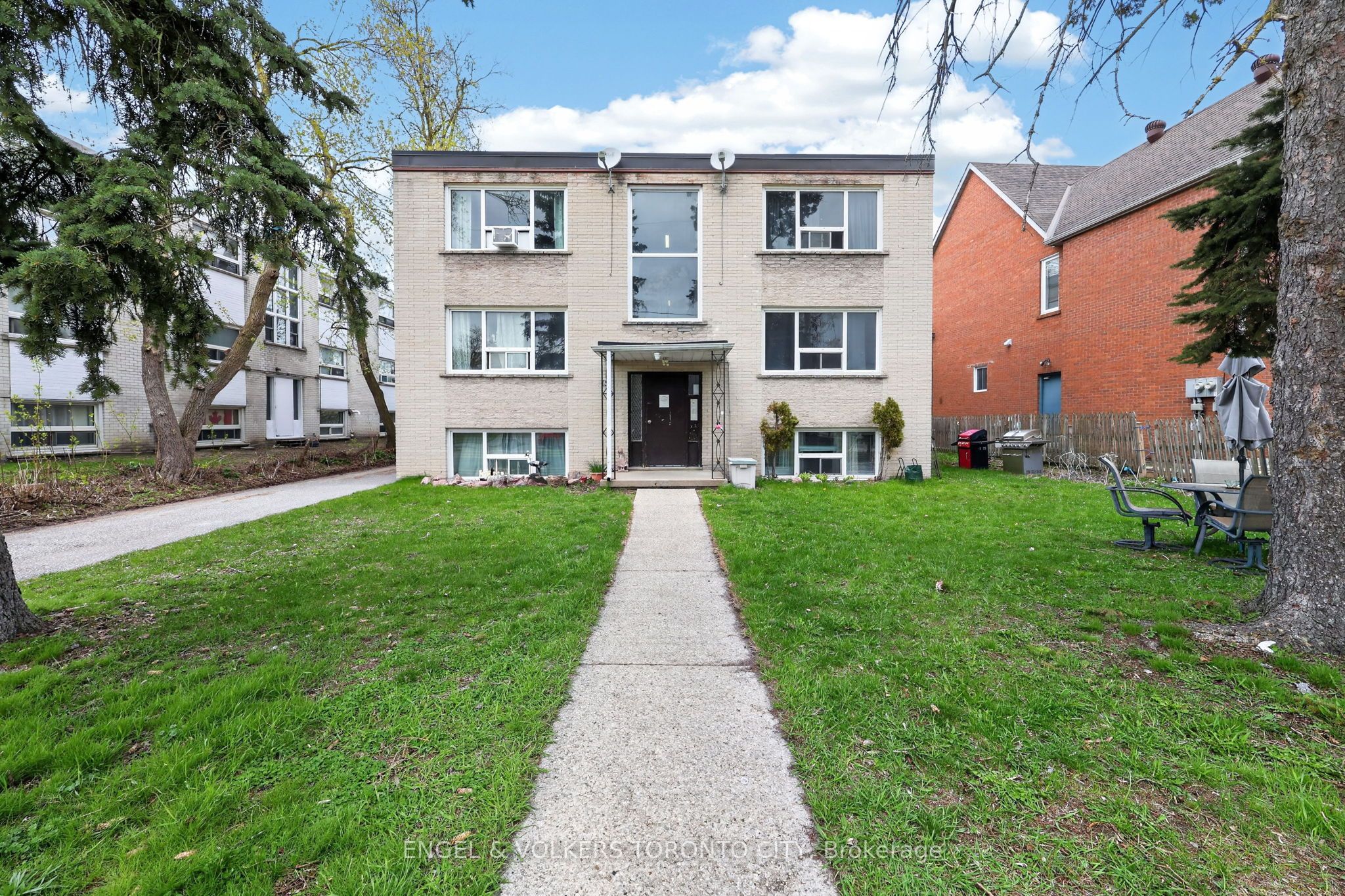 Additional image 2 of 151 Cumberland Street, Barrie, ON, L4N 2P9