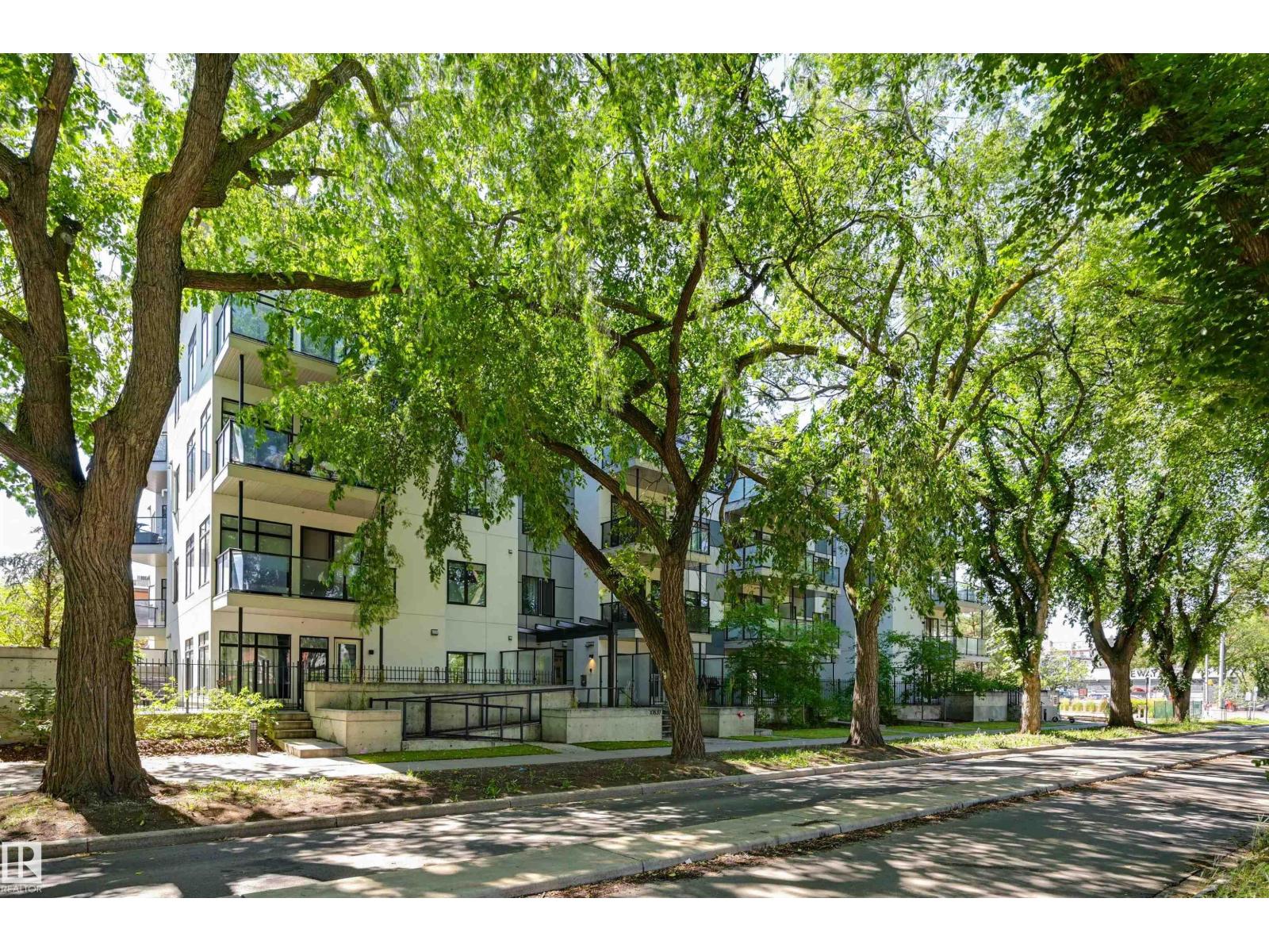 Additional image 3 of 403-10837 83 Avenue NW, Edmonton, AB, T6E2E6