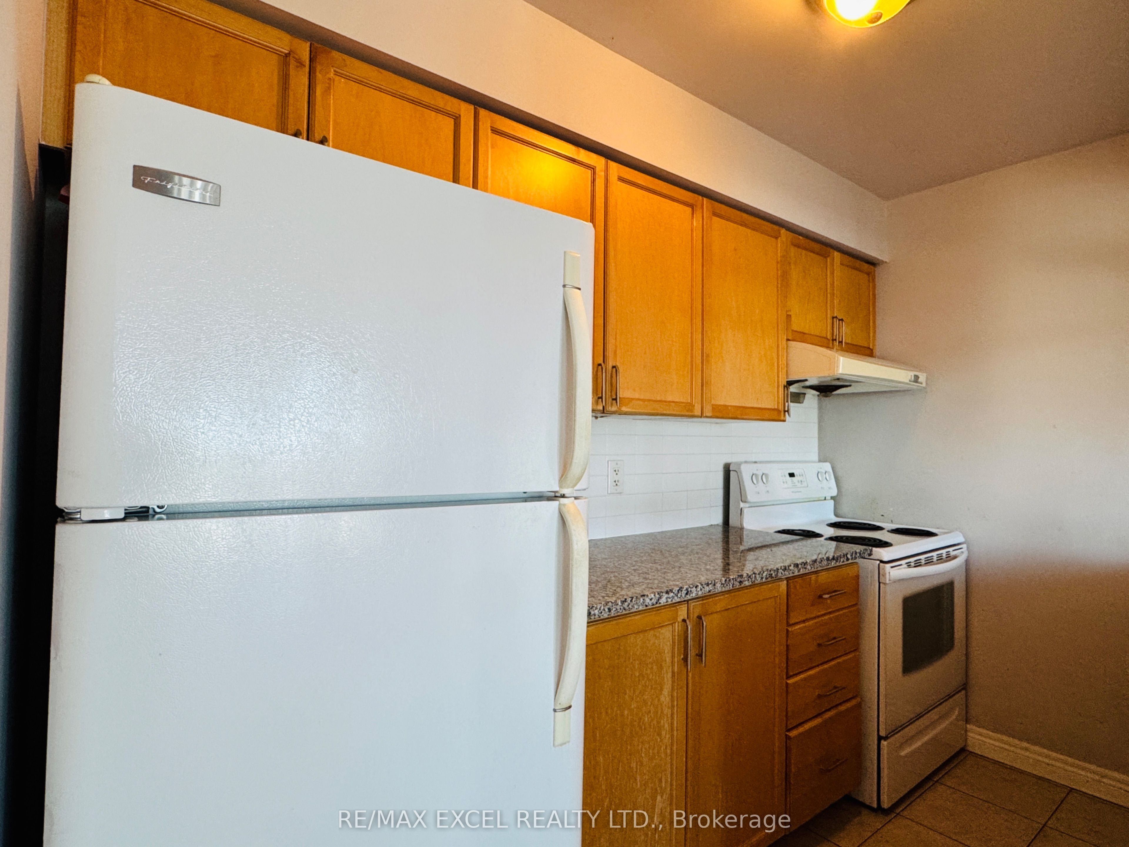 Additional image 6 of 1102-70 Town Centre Court, Toronto, ON, M1P 4Y7