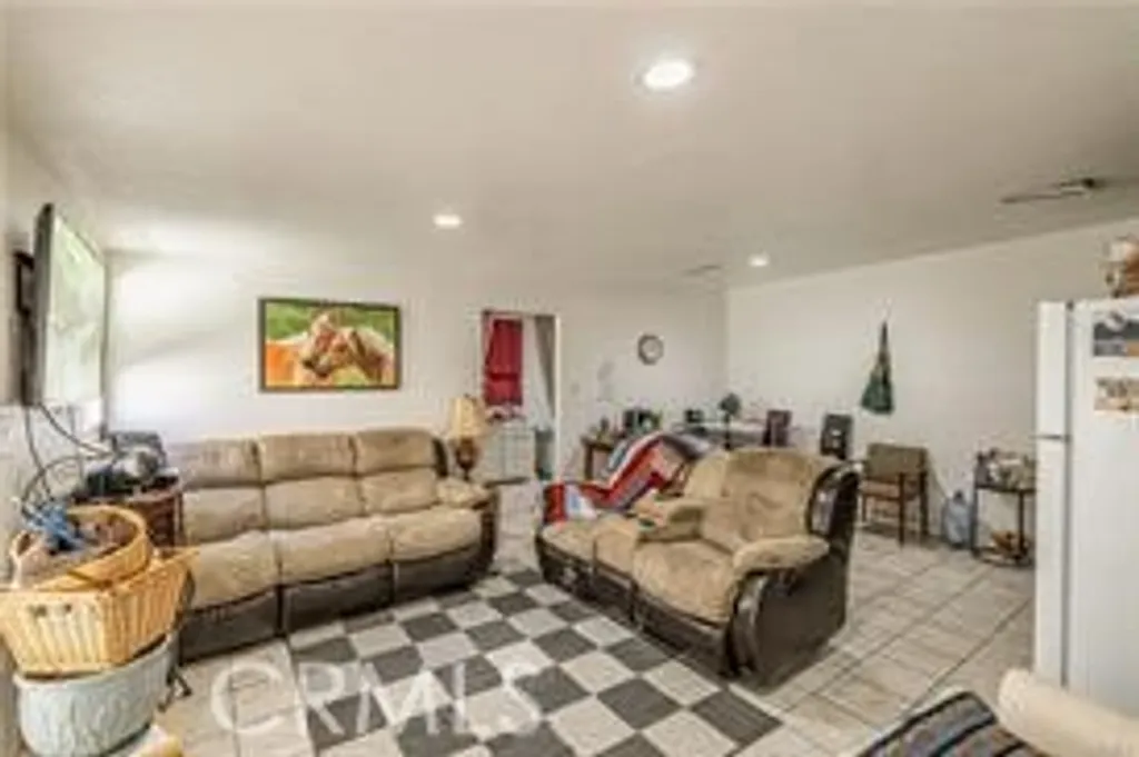 Additional image 19 of 11625 Gladstone Avenue, Sylmar, CA 91342