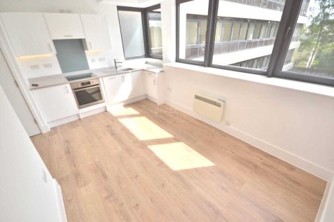 Hanover House, Kings Road, Reading, Berkshire RG1