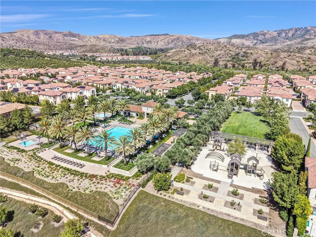 Additional image 46 of 151 Winnett, Irvine, CA 92602