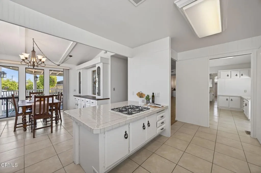 Additional image 14 of 84 Poinsettia Gardens Drive, Ventura, CA 93004