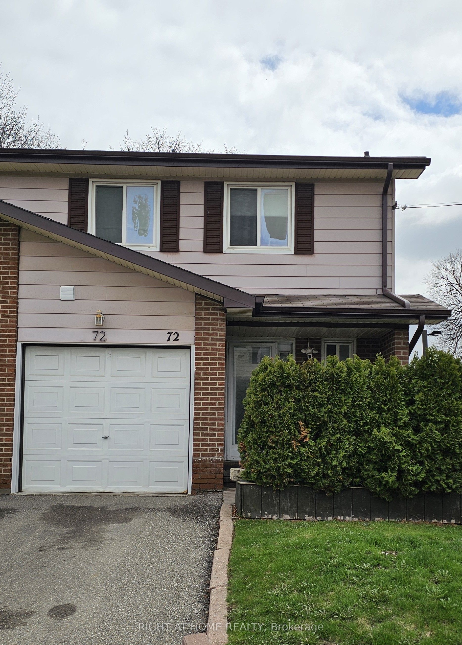 72-3525 Brandon Gate Drive, Mississauga, ON, L4T 3M3
