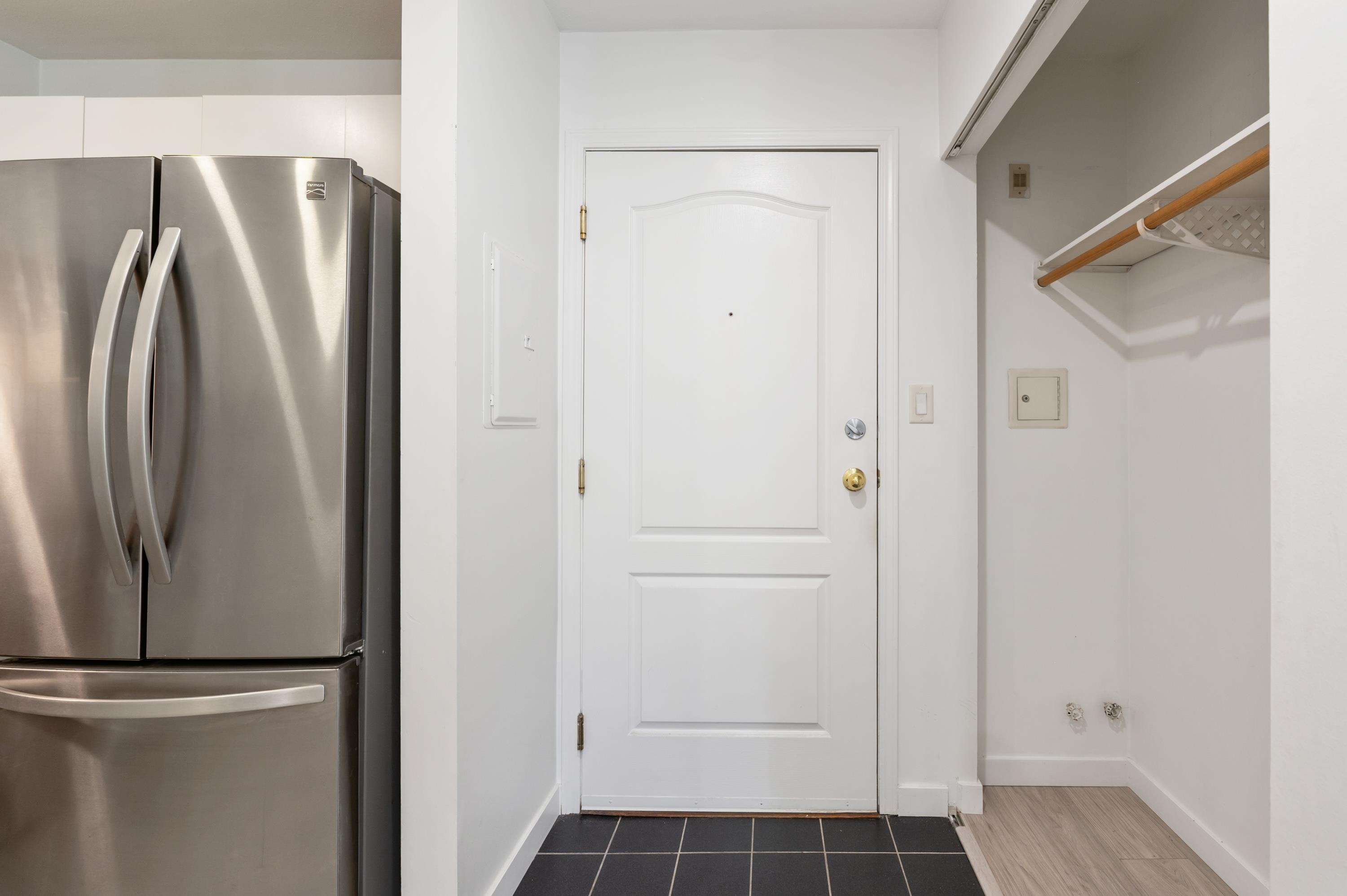 Additional image 3 of 311-2401 Hawthorne Avenue, Port Coquitlam, BC, V3C 6E9