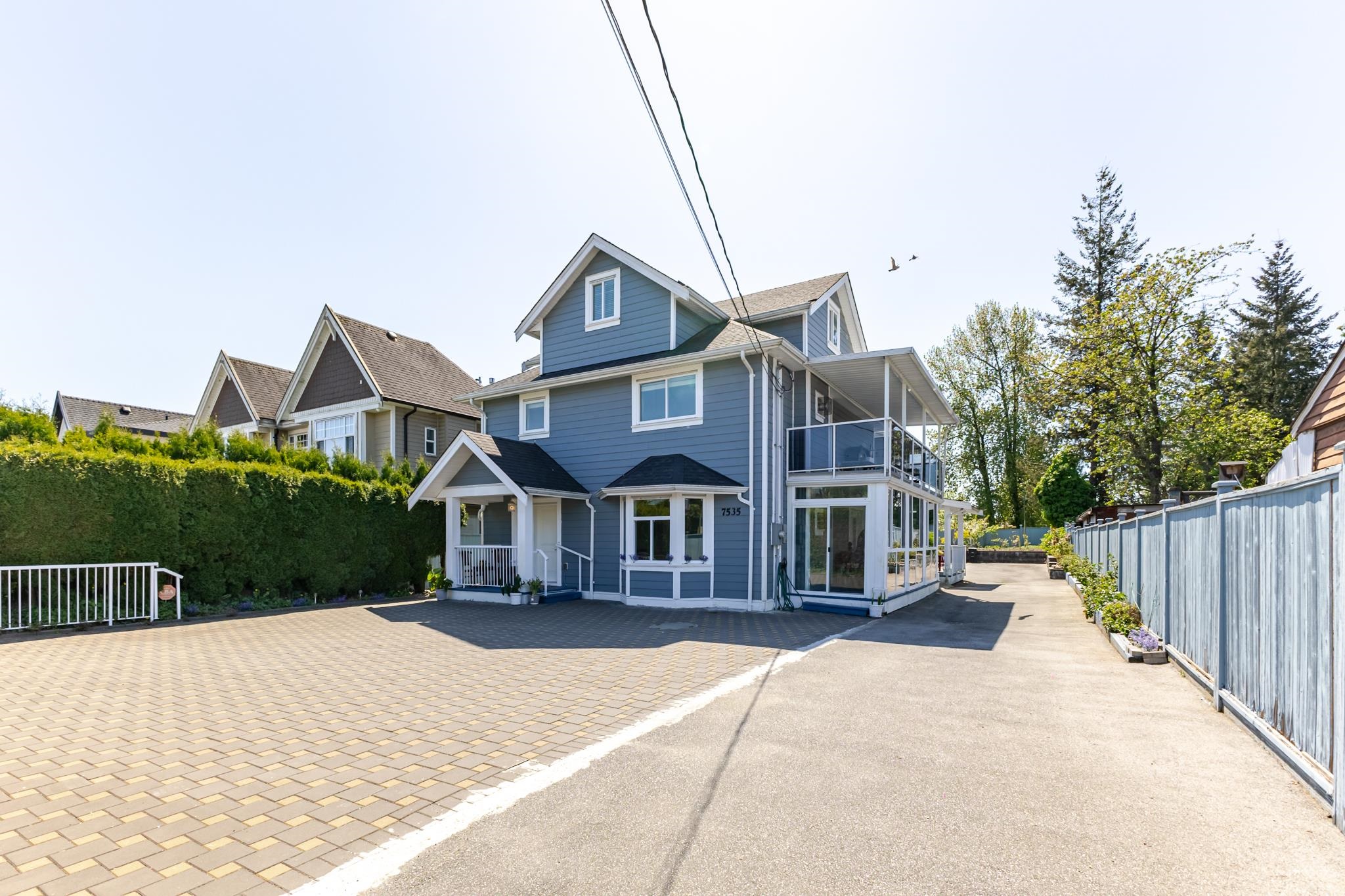 Additional image 2 of 7535 Burgess Street, Burnaby, BC, V3N 3H9