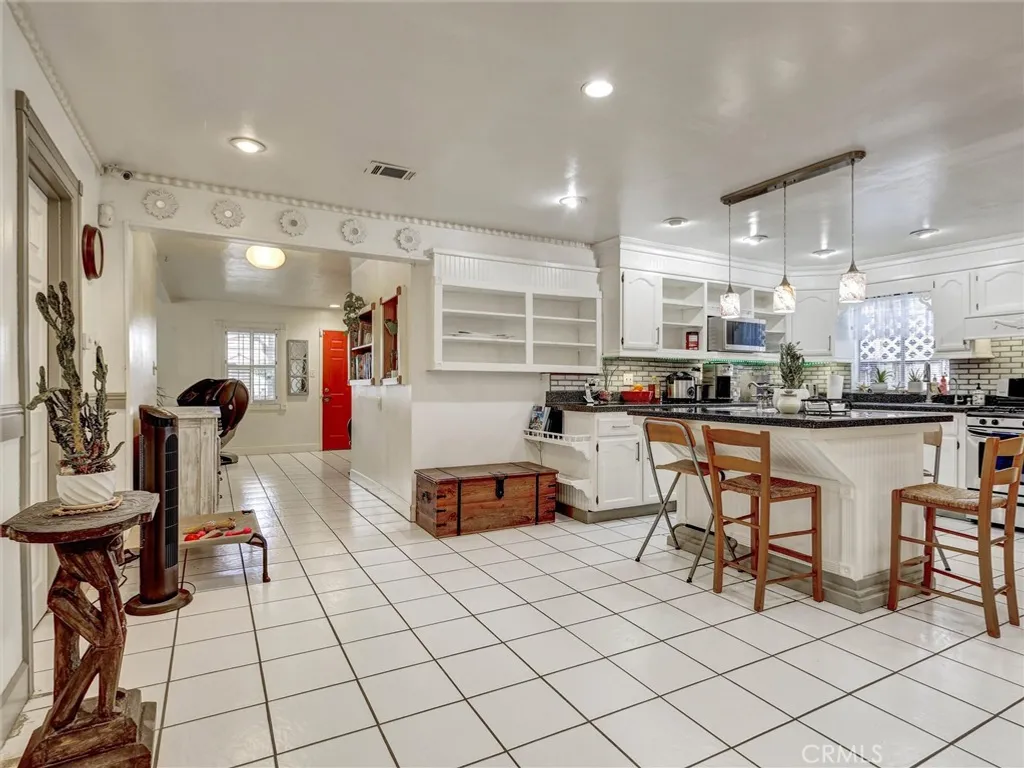 Additional image 13 of 2470 Hayes Ave, Long Beach, CA 90810