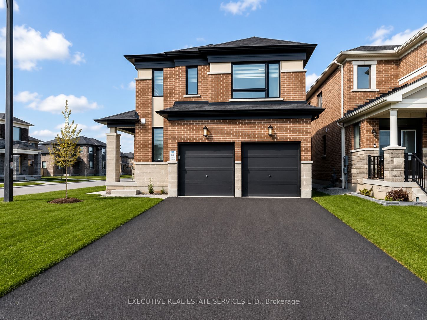 4 Brenscombe Road, Brampton, ON, L7A 5E8 photo 2