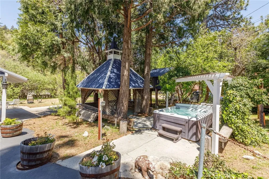 Additional image 33 of 22606 Seeley Drive, Crestline, CA 92325