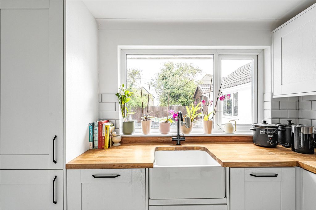 Additional image 4 of 3 bed bungalow for saleCarnsew Close, Mabe Burnthouse, Penryn, Cornwall TR10