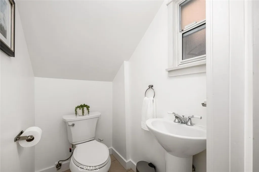 Additional image 16 of 24 Via Di Roma Walk, Long Beach, CA 90803