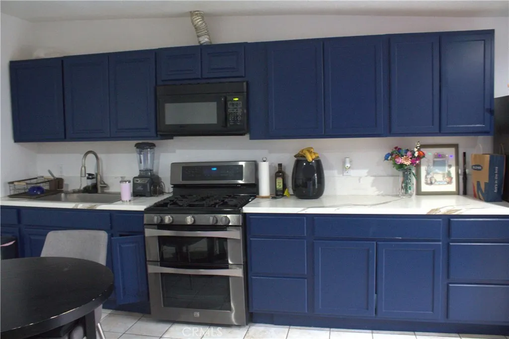 Additional image 46 of 11625 Gladstone Avenue, Sylmar, CA 91342