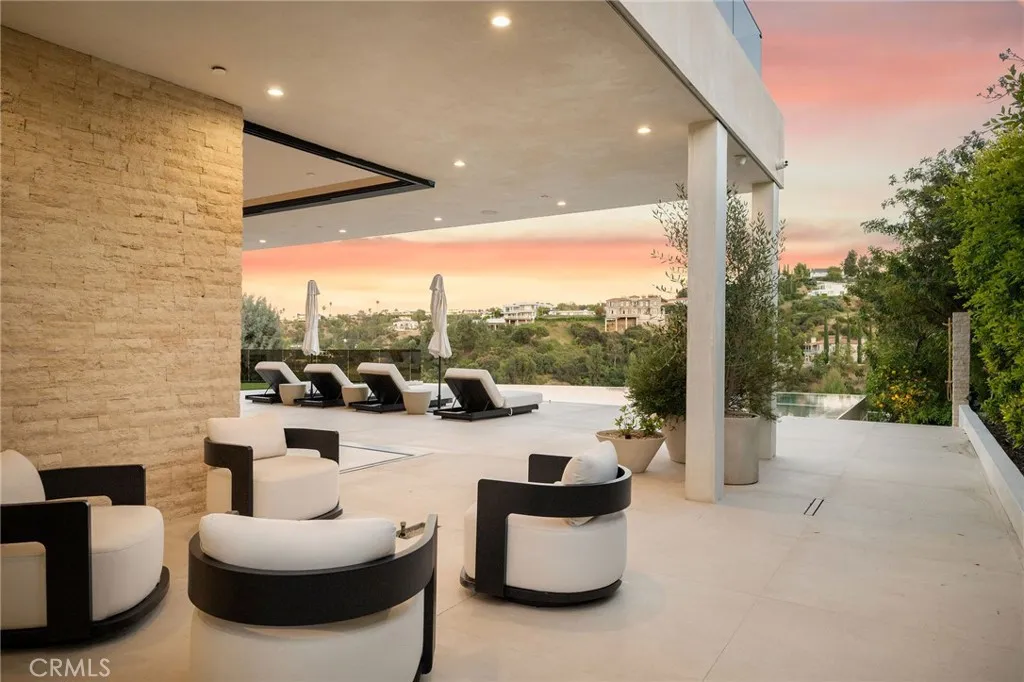 Additional image 6 of 16988 Strawberry Drive, Encino, CA 91436