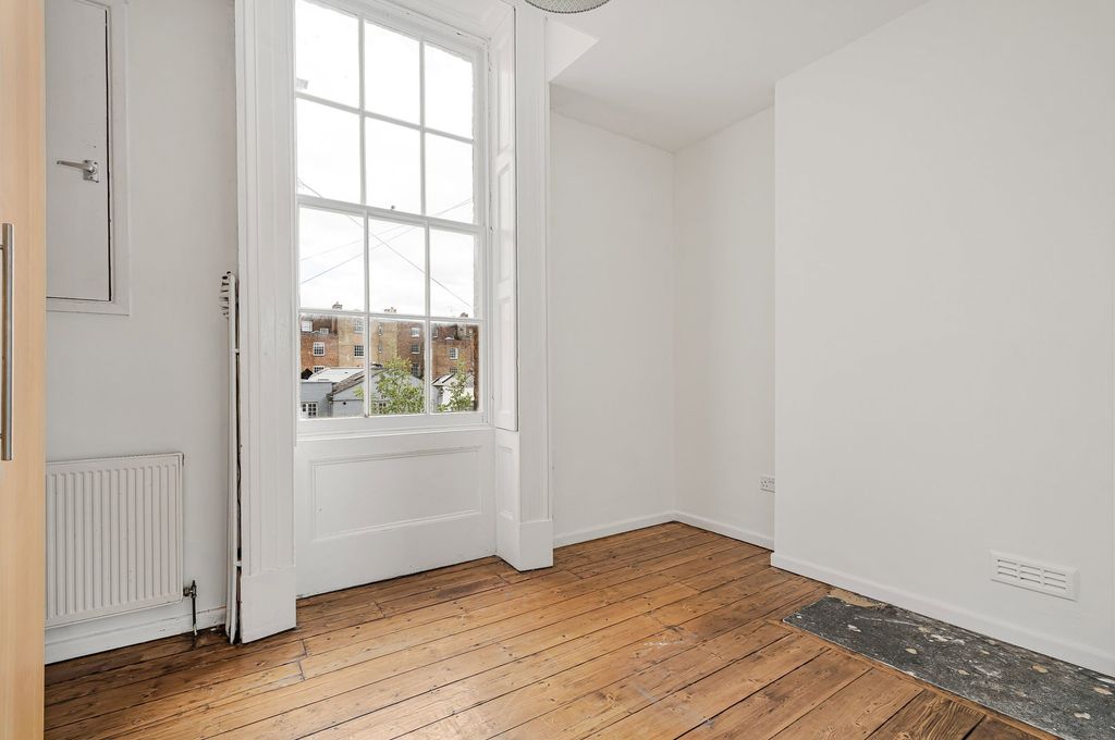 Additional image 11 of 1 bed flat for saleLansdown Crescent, Cheltenham GL50