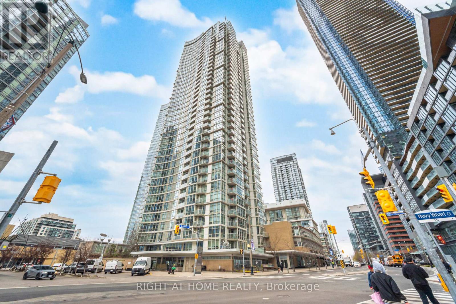 2107-10 Navy Warf Court, Toronto, ON, M5V3V2