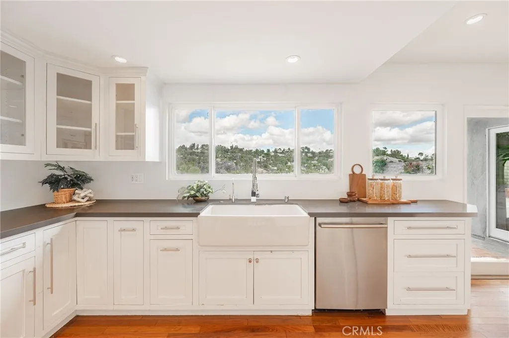 Additional image 24 of 19281 Berclair Lane, Tarzana, CA 91356