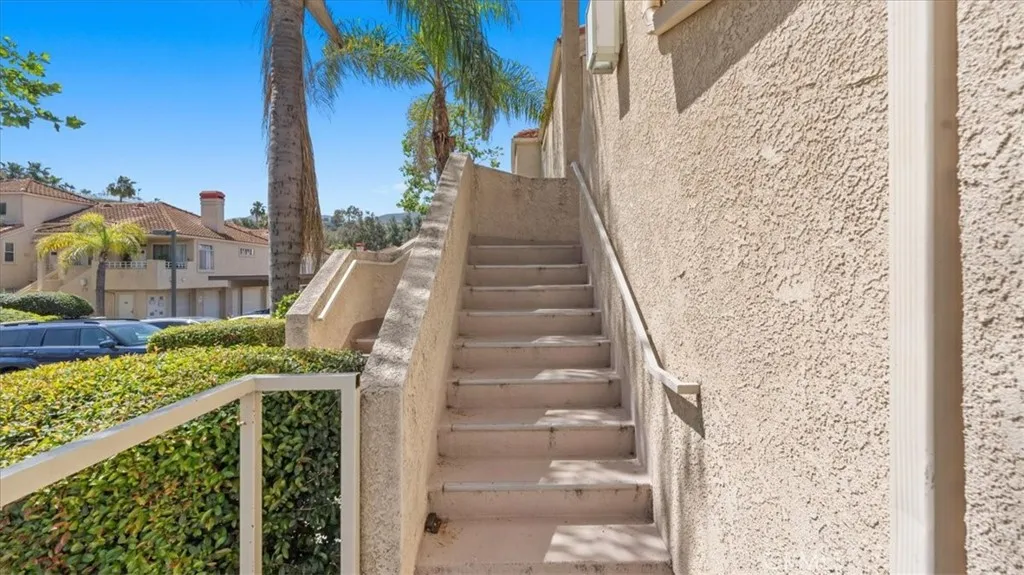 Additional image 4 of 3190 Puesta Del Sol Court Unit 201, Corona, CA 92882