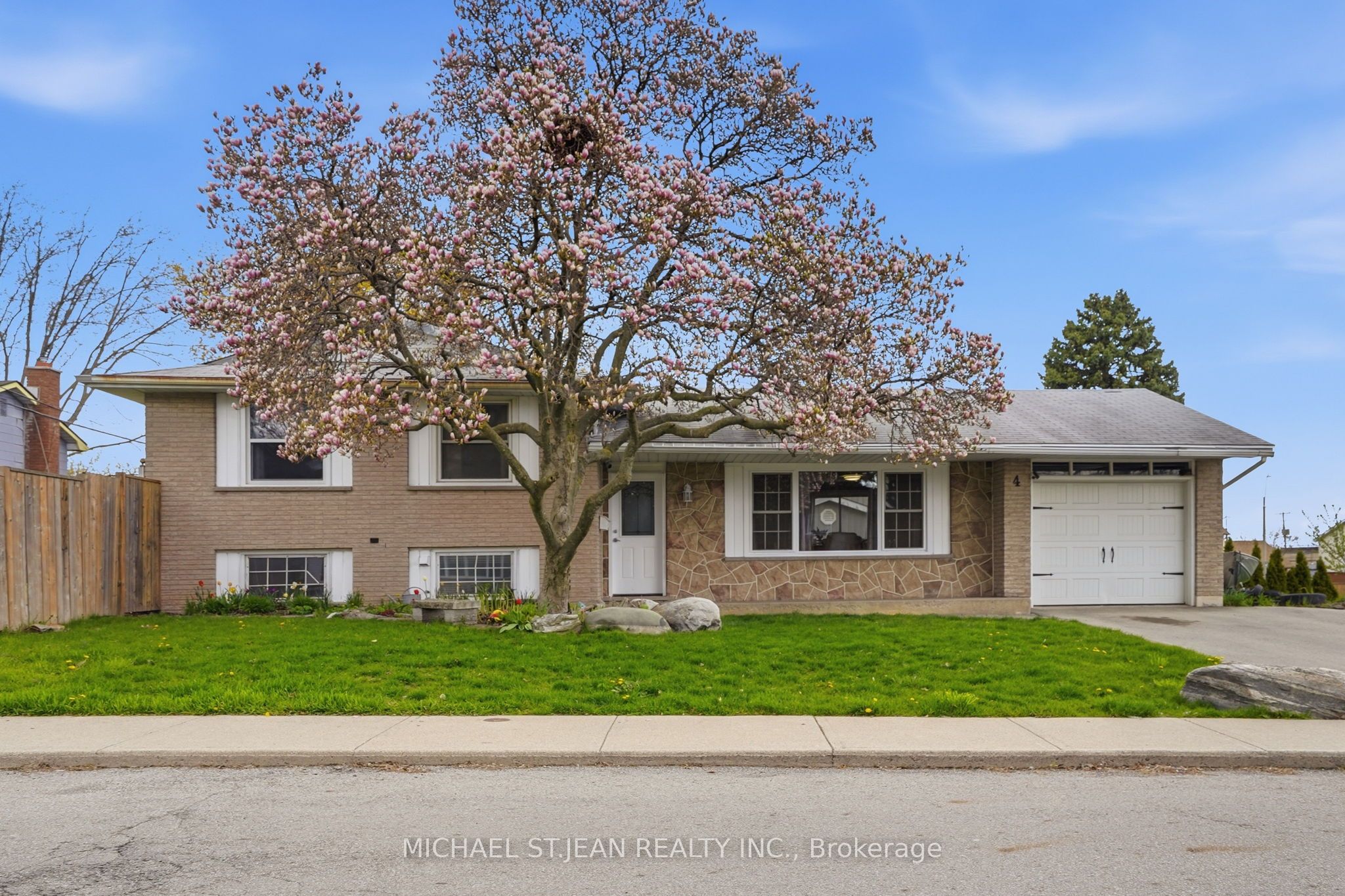 Additional image 3 of 4 Clifton Downs Road, Hamilton, ON, L9C 2P2