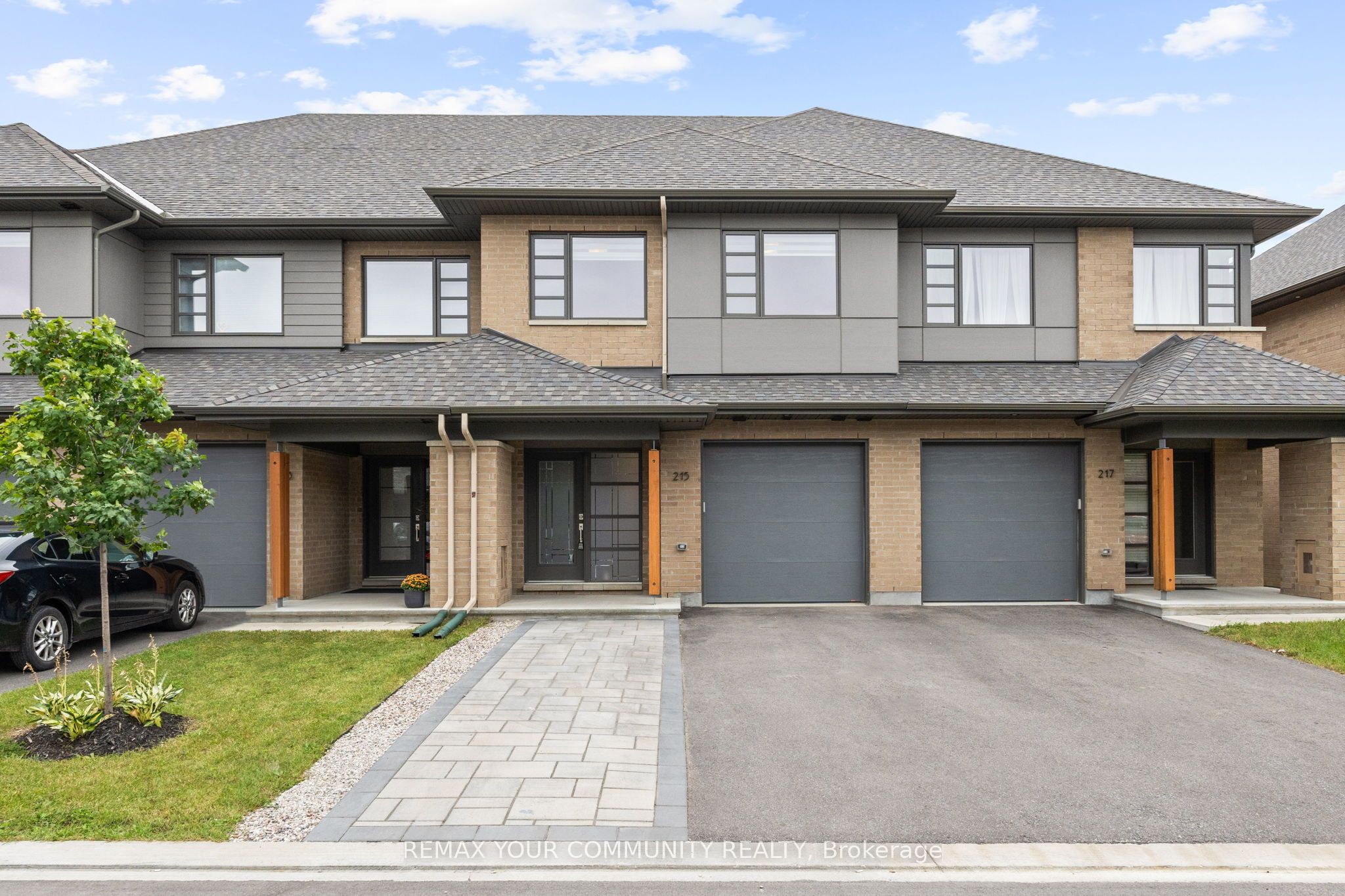 215 Pisces Terrace, Ottawa, ON, K1T 0S8
