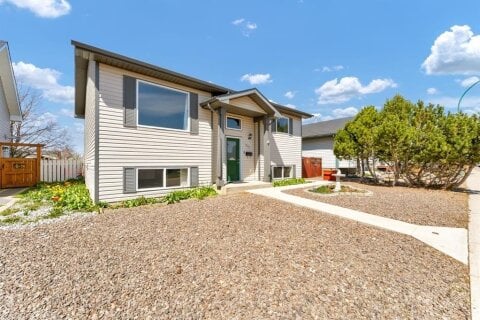 Additional image 8 of 970 Kipling Crescent SW, Redcliff, AB, T0J2P0