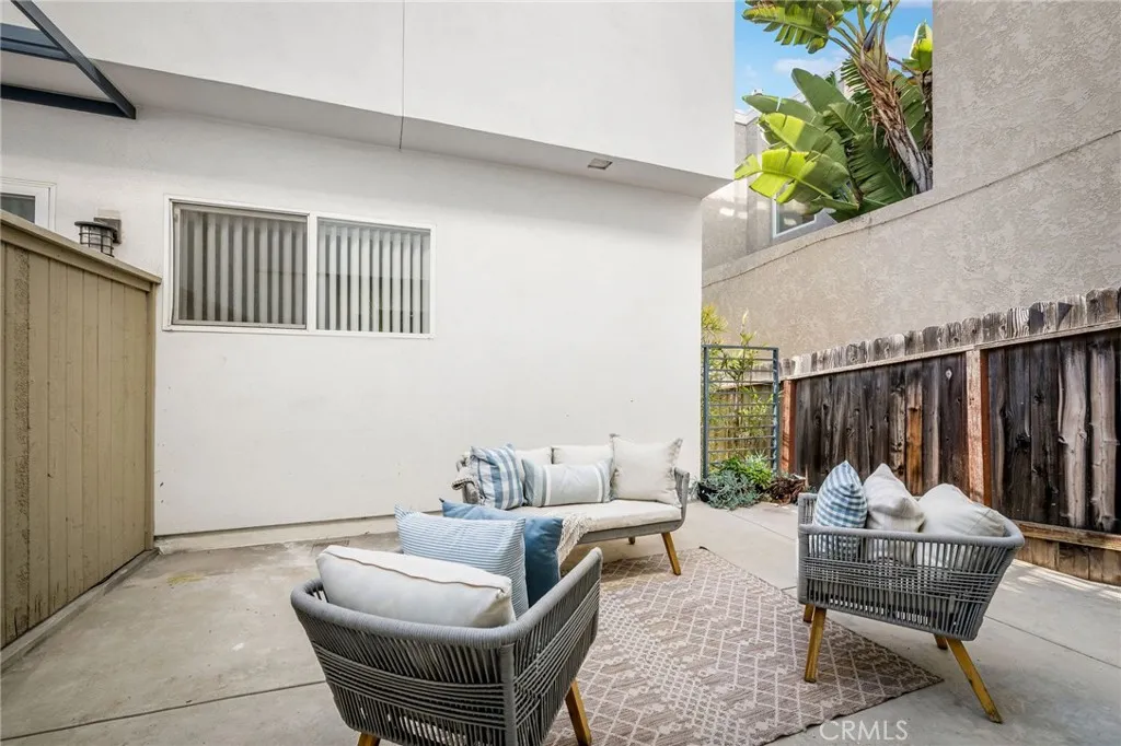 Additional image 49 of 89 Bayview Dr, Manhattan Beach, CA 90266