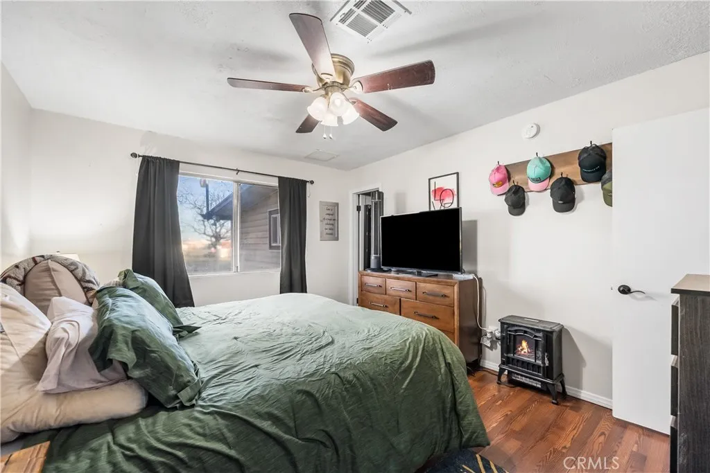 Additional image 25 of 13336 Clement St, Edwards, CA 93523