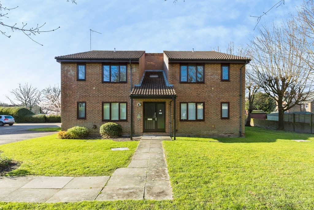 Additional image 2 of Studio for saleTrenear Close, Horsham, West Sussex RH13