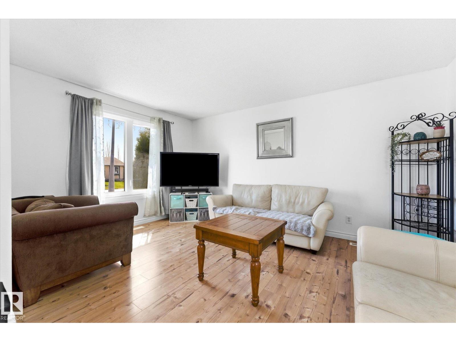 Additional image 5 of 5702 50 Street, Stony Plain, AB, T7Z1A8