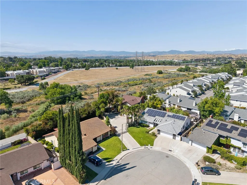 Additional image 40 of 23305 Tristin Drive, Valencia, CA 91355