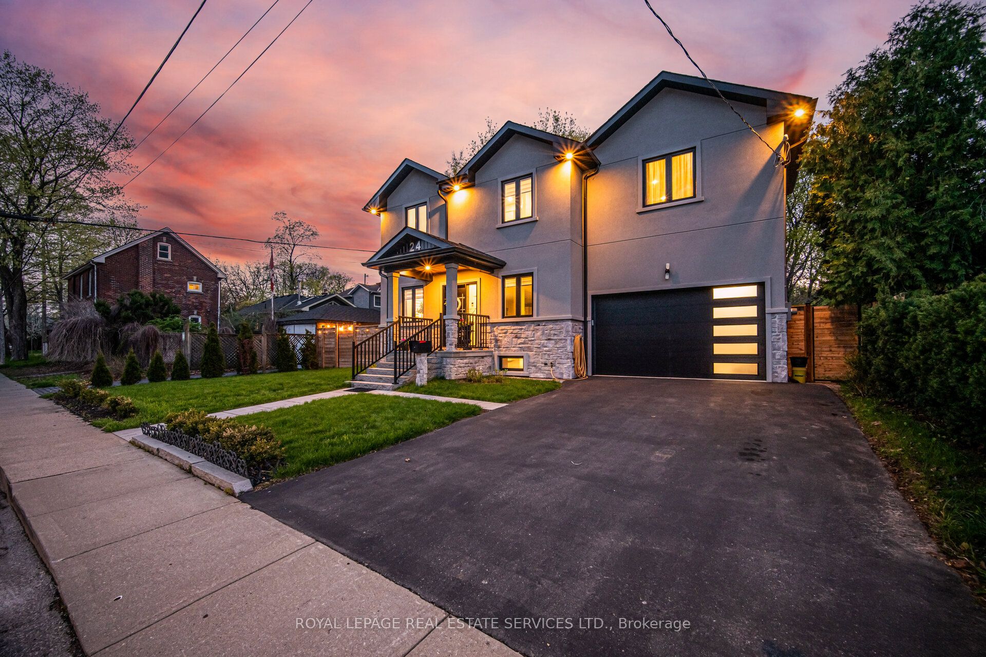 Additional image 2 of 24 Peel Street N, Hamilton, ON, L9H 2Z9