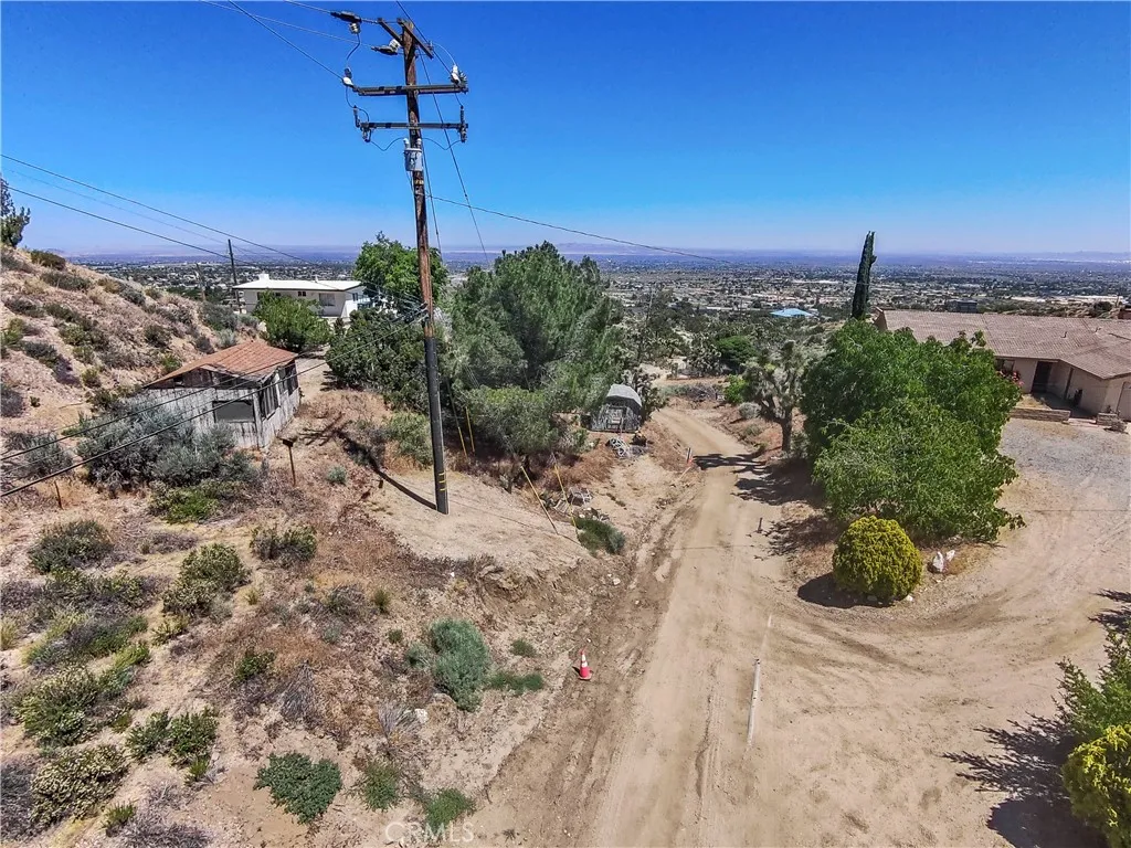 Additional image 70 of 8451 Zohra Canyon Rd, Pinon Hills, CA 92372