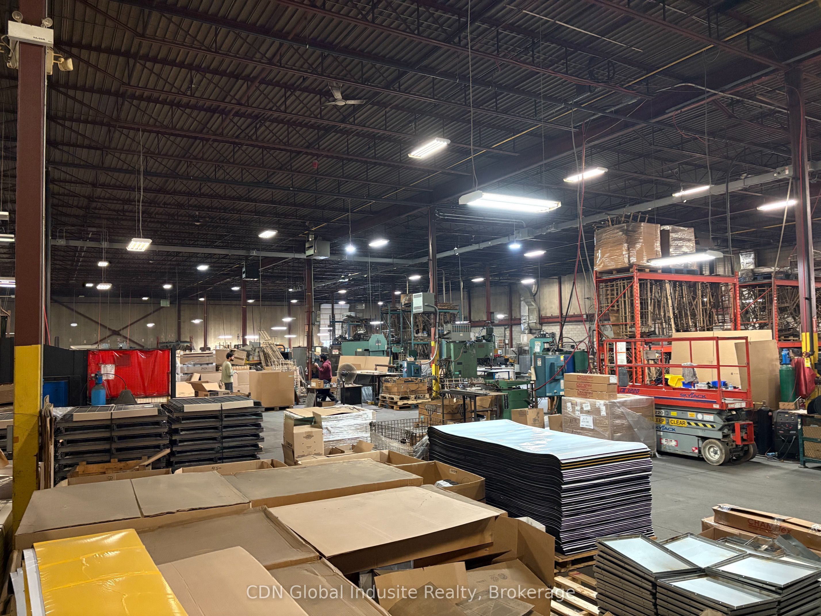 Additional image 6 of 5400 Tomken Road, Mississauga, ON, L4W 1P2