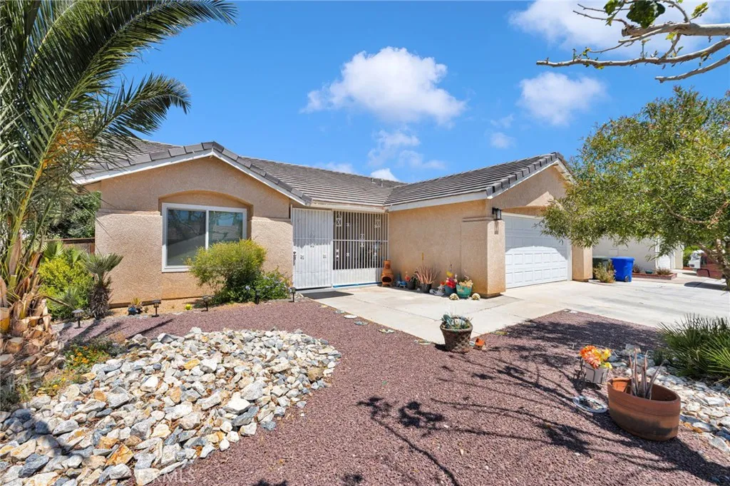Additional image 3 of 11340 Bristol Court, Adelanto, CA 92301