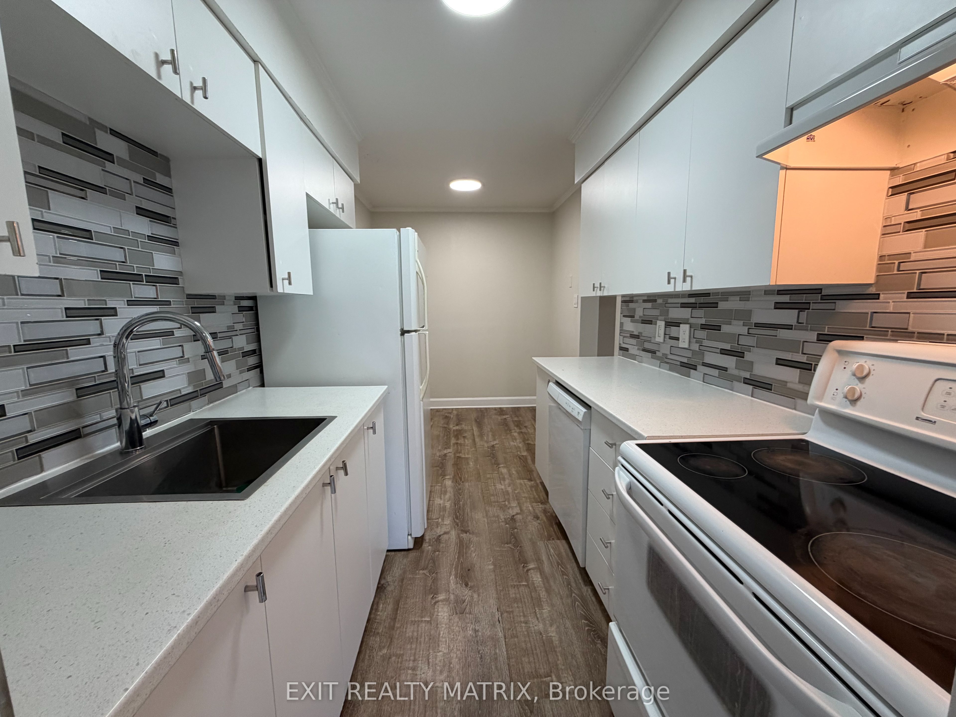 Additional image 3 of 3-102 Bujold Court, Ottawa, ON, K2L 3N4