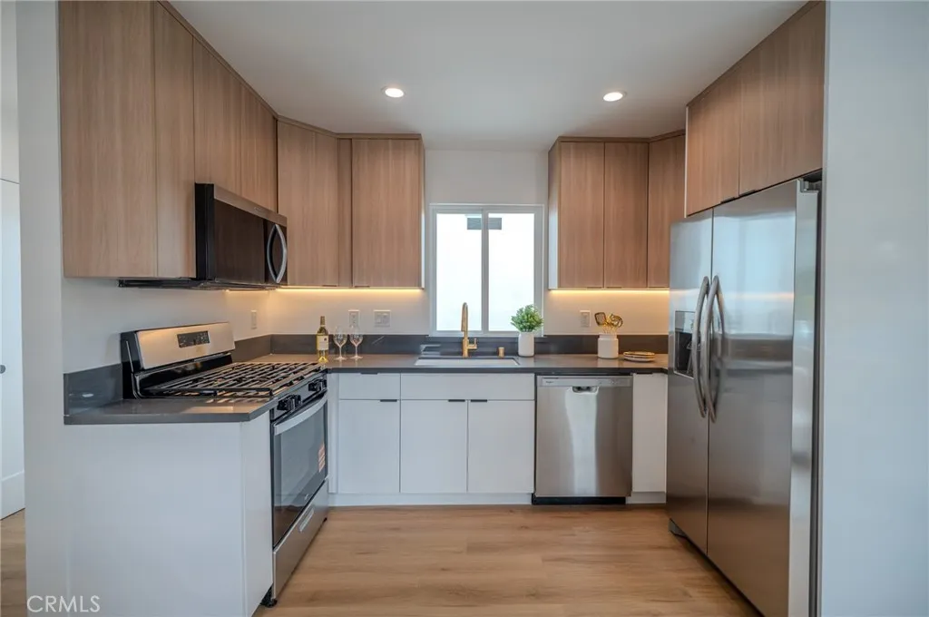 Additional image 39 of 1141 N Lima Street, Burbank, CA 91505