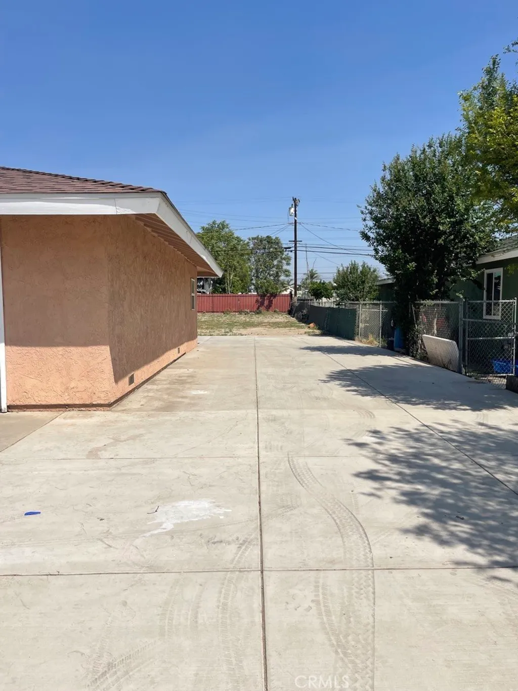 18750 14th St, Bloomington, CA 92316