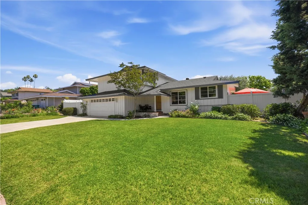 11192 Brunswick Way, North Tustin, CA 92705