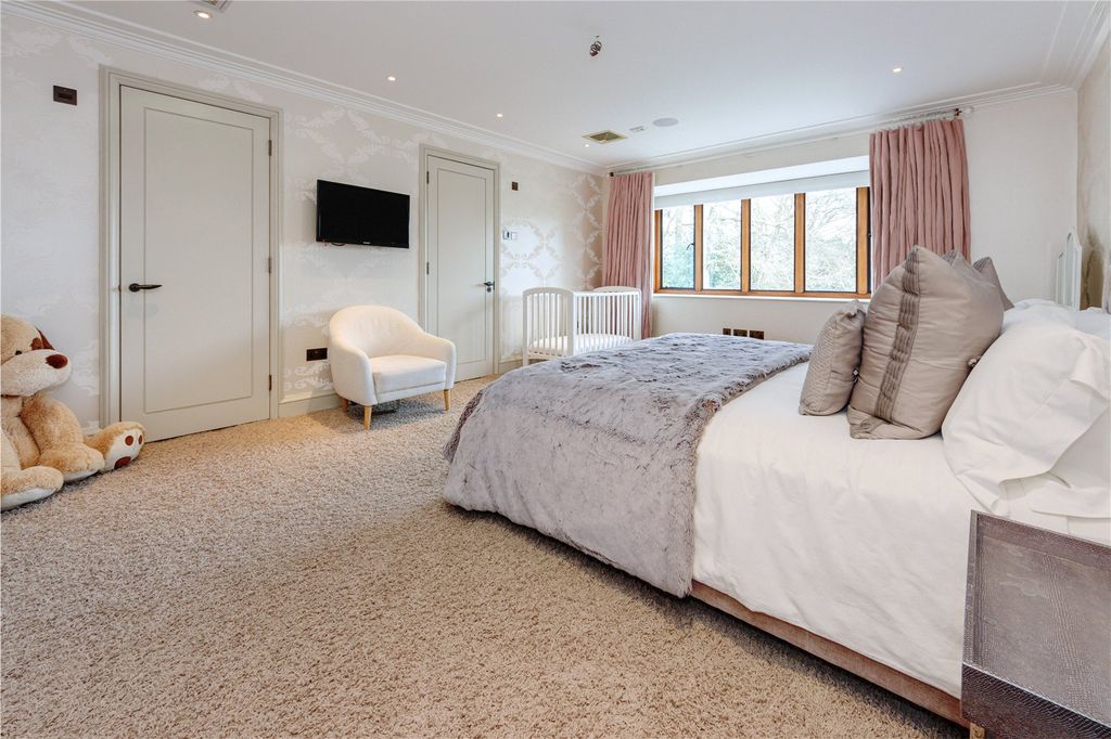 Additional image 29 of 5 bed detached house for saleNewlands Avenue, Radlett WD7