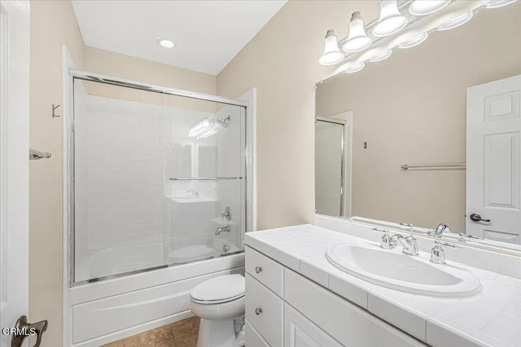 Additional image 46 of 990 Holiday Avenue, Ventura, CA 93003