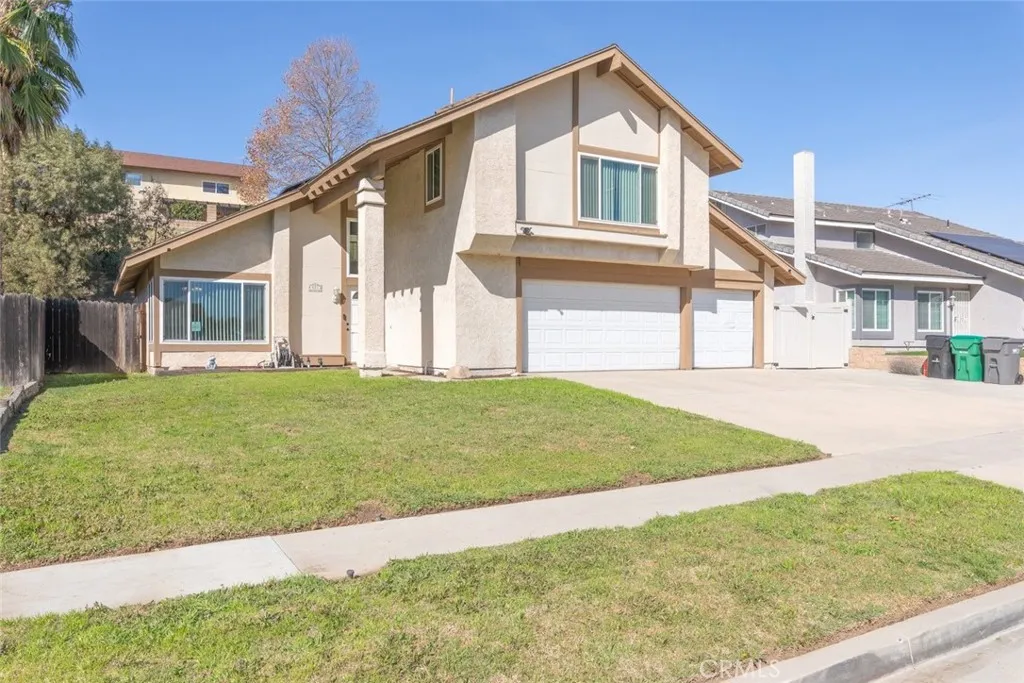 Additional image 2 of 974 Nottingham Dr, Corona, CA 92880