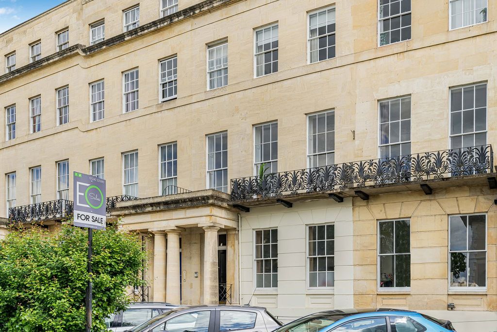 Additional image 13 of 1 bed flat for saleLansdown Crescent, Cheltenham GL50