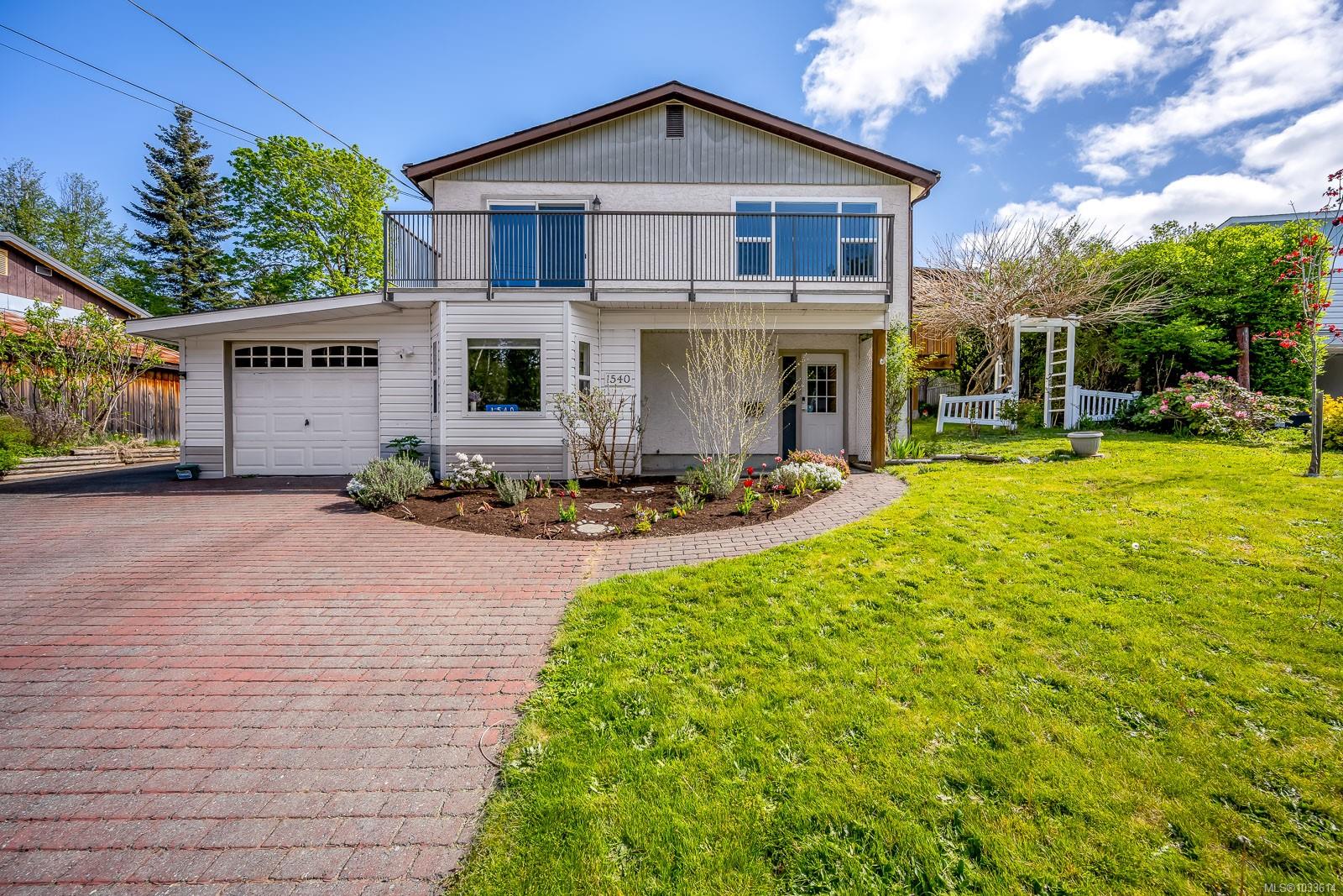 1540 Hobson Avenue, Courtenay, BC, V9N 6N9