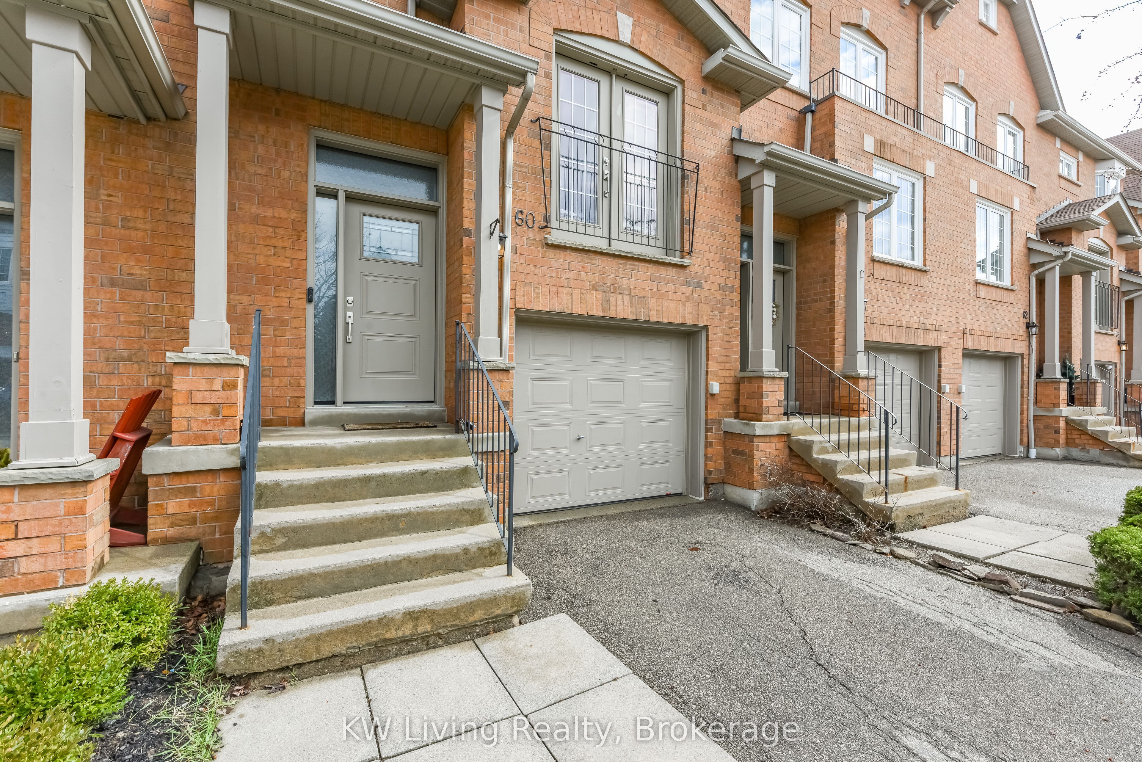 Additional image 3 of 60-1588 South Parade Court, Mississauga, ON, L5M 6E7