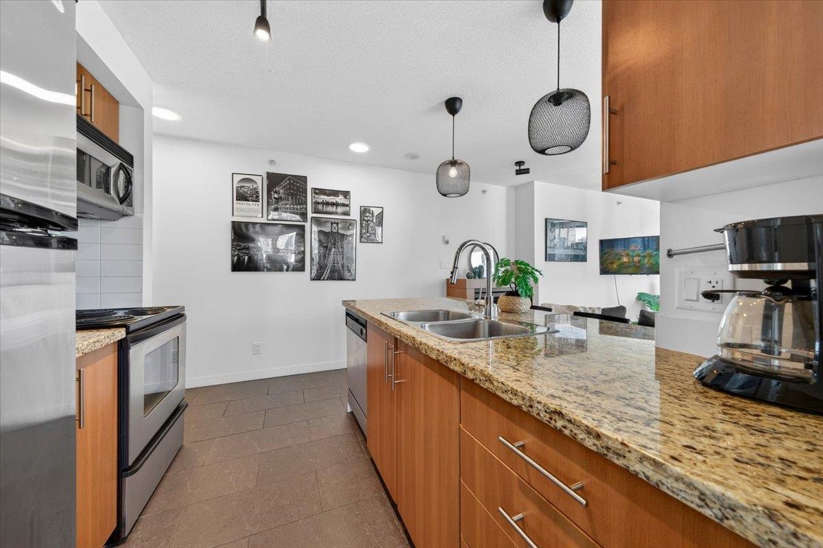 Additional image 6 of 905-58 Keefer Place, Vancouver, BC, V6B 0B8