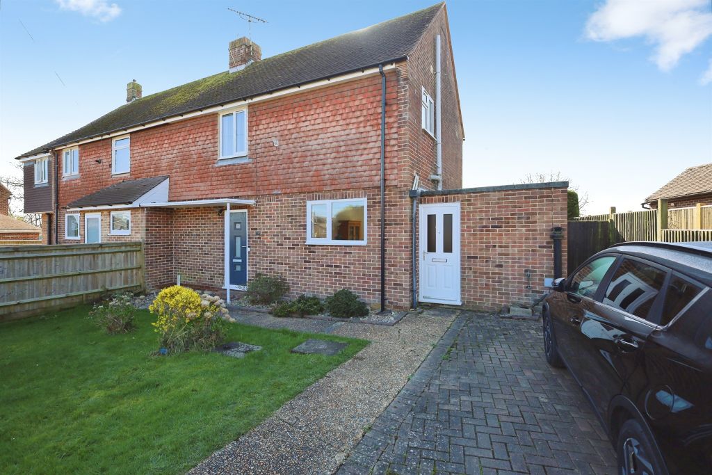 2 bed semi-detached house for saleMeadow Road, Hailsham BN27